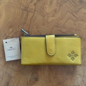 Patricia Nash Nazari Wallet